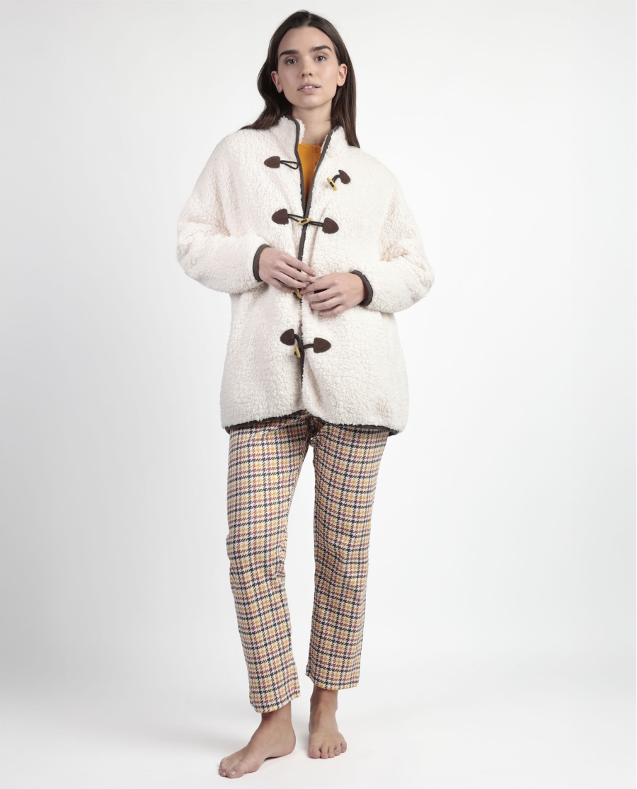 Casaco de Pêlo com Botões