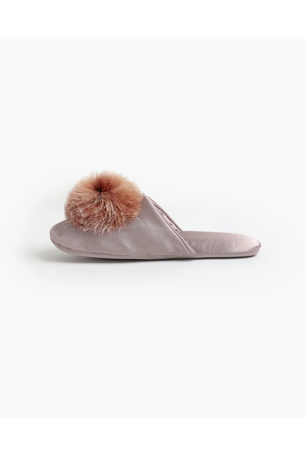 Chinelo de Senhora com Pompom em Cetim Rosa