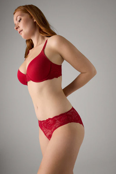 Cueca Rendada Vermelha MIDI