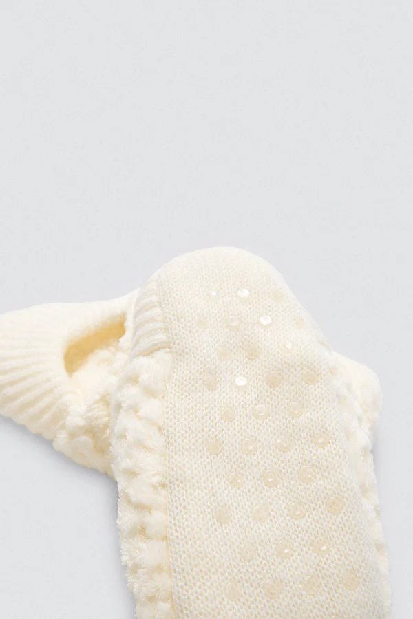 Meia Pantufa Antiderrapante com Pêlo