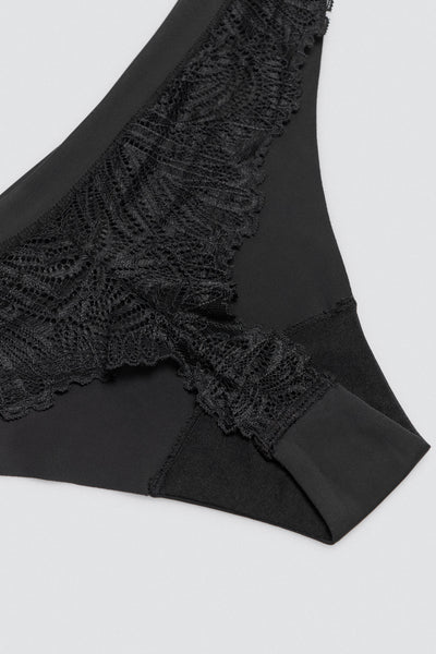 Tanga Laser Preto Rendado